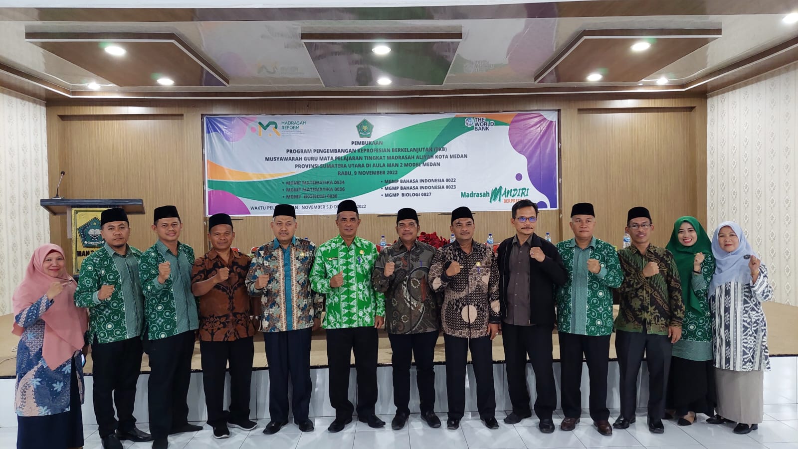 MAN 2 Model Medan Tuan Rumah Pembukaan PKB MGMP se-Kota Medan | Welcome